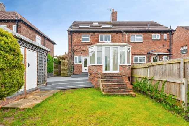 Weaver Crescent, Frodsham, WA6, photo 2