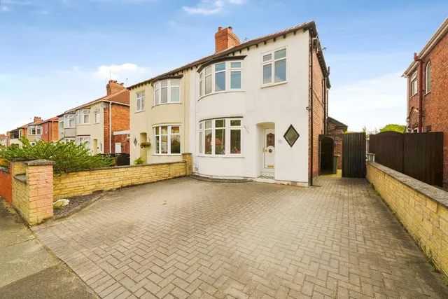 Crosthwaite Avenue, Eastham, CH62, photo 1