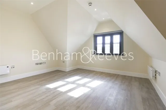 Carlyle Road, Ealing, W5, photo 1