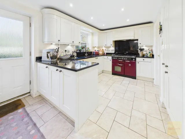 Photo 3 — Aldgate Court, Ketton, Stamford, Stamford, PE9 3AY