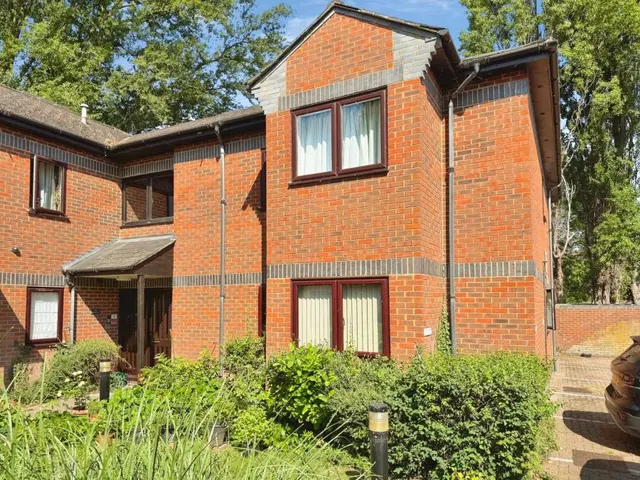 Teal House, The Millstream, HP11, photo 1