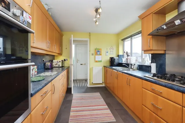 Photo 3 — Barlby Grove, Sheffield, S12