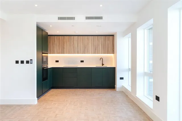 The Arrival, One Clapham, SW11, photo 2