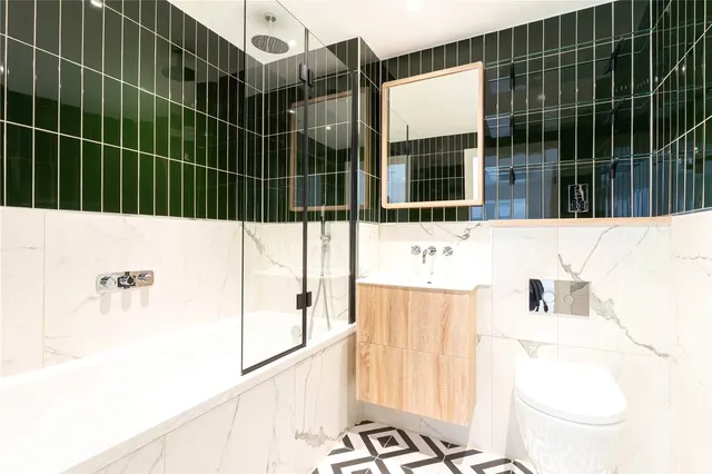 The Arrival, One Clapham, SW11, photo 3