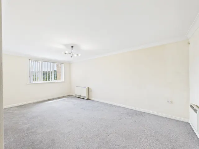 Princes Gate, High Wycombe, HP13, photo 2