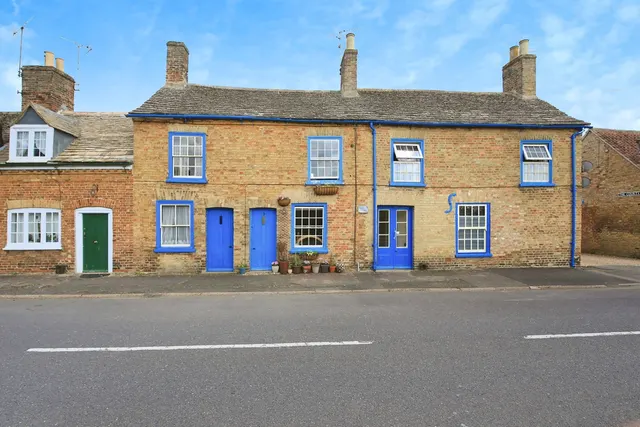 Whittlesey Road, Thorney, PE6, photo 1