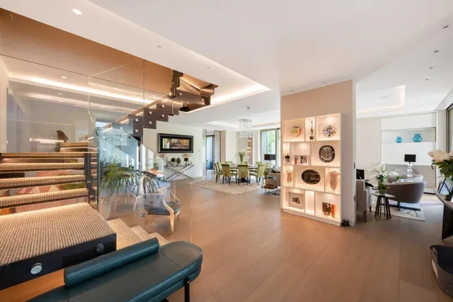 Caenwood Court, Hampstead Lane, London, N6 4RU, photo 1