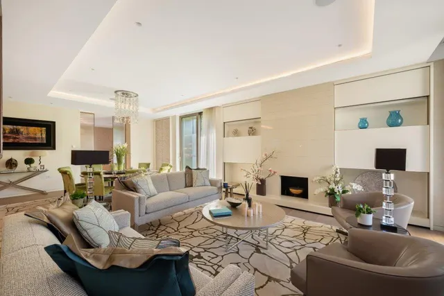 Photo 2 — Caenwood Court, Hampstead Lane, London, N6 4RU