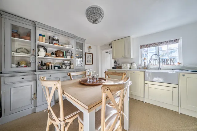 Orchard Avenue, Chichester, PO19, photo 2