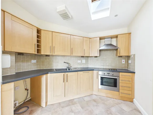 Thoroughfare, Woodbridge, IP12, photo 3
