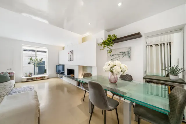 Photo 2 — Ifield Road, Chelsea