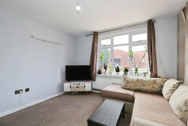 Photo 2 — Fountain Lane, Bilston, West Midlands, WV14