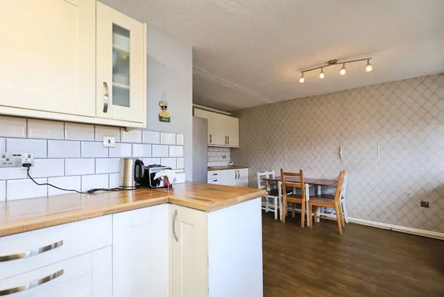 Photo 3 — Fountain Lane, Bilston, West Midlands, WV14