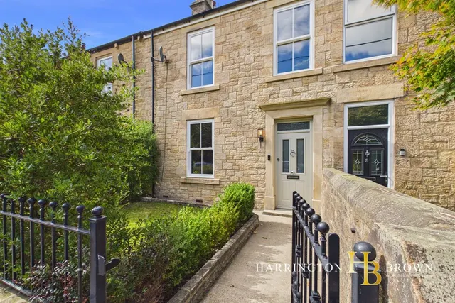 Queens Road, Blackhill, photo 1