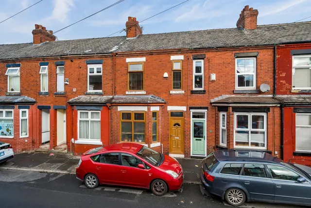 Emley Street, Levenshulme, M19, photo 1