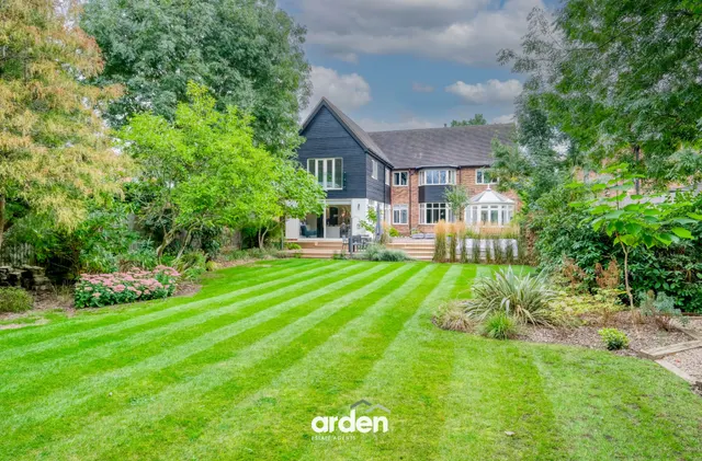 Alderbrook Road, Solihull, B91, photo 2