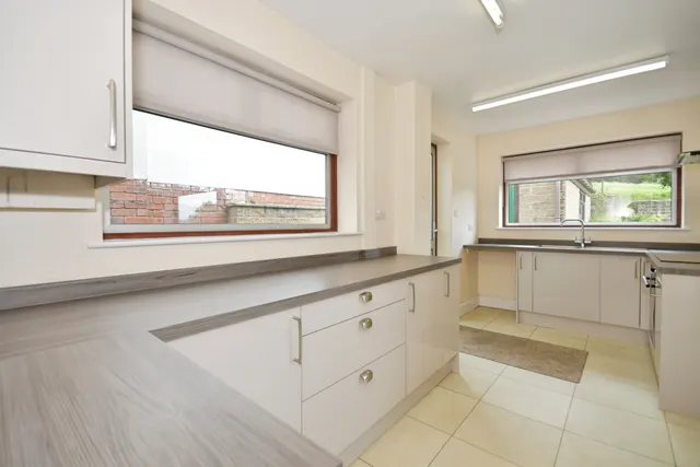Paxton Road, Chesterfield, S41, photo 2