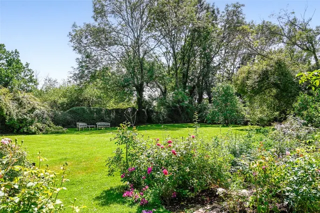 Photo 2 — High Halden, Ashford, Kent, TN26 3HS