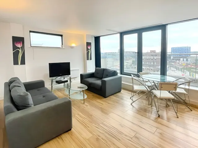 Hunslet Road, Leeds, LS10, photo 1