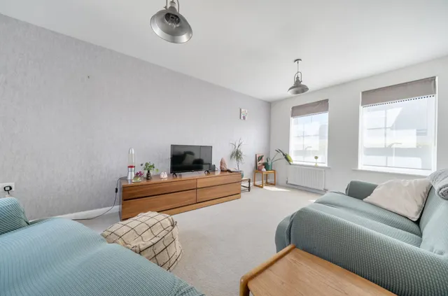 Hubble Close, Selsey, PO20, photo 2