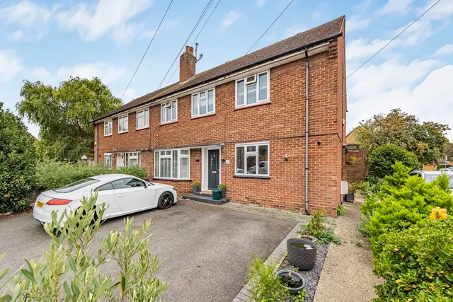 Lavender Road, Hillingdon, UB8, photo 1