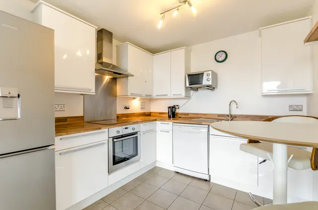 Photo 2 — Apartment 417 Trico House, 1 Ealing Road, Brentford