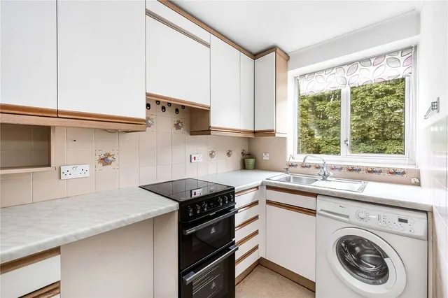 Photo 2 — Hanger Vale Lane, Ealing, London, W5 3AT