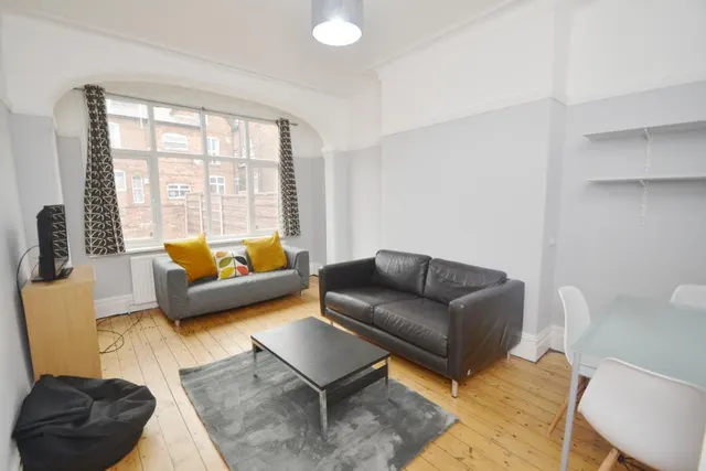 Kedleston Avenue, Manchester, M14, photo 1