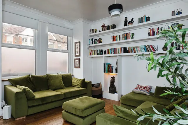 Salop Road, London, E17, photo 2