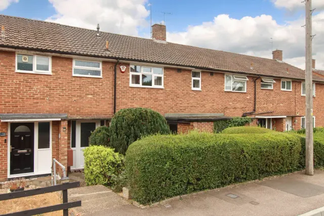 Pond Road, Hemel Hempstead, Hertfordshire, HP3 8BA, photo 1