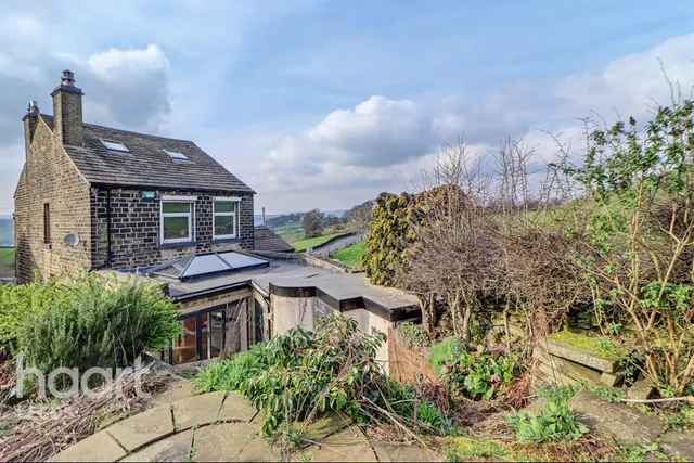 Kew Hill, Huddersfield, HD3, photo 1
