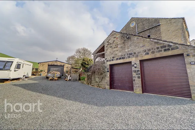 Kew Hill, Huddersfield, HD3, photo 2