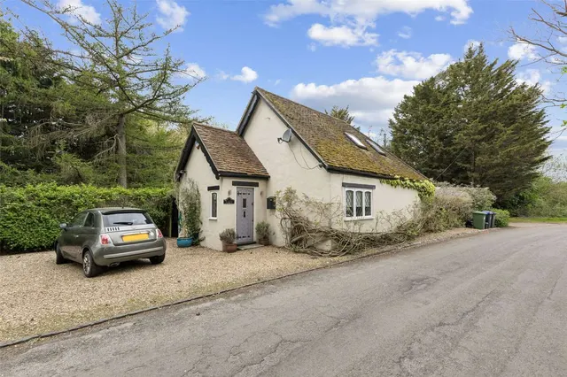 Hollow Hill Lane, Iver, SL0, photo 2