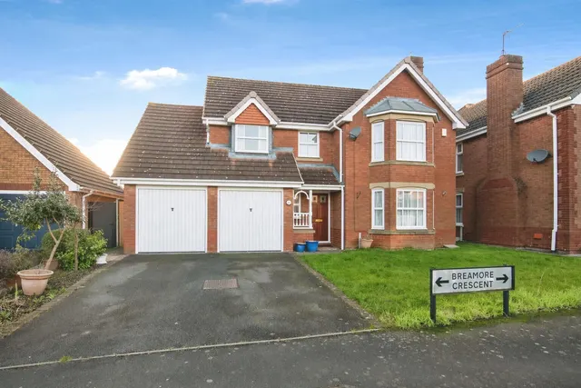 Breamore Crescent, Dudley, photo 1