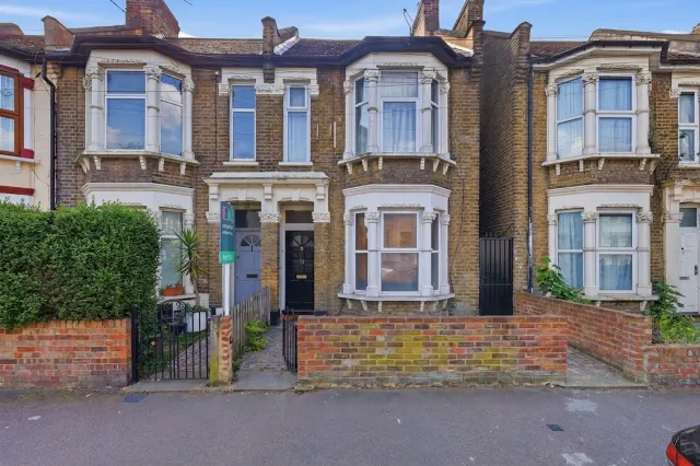 Calderon Road, Leytonstone, E11, photo 1