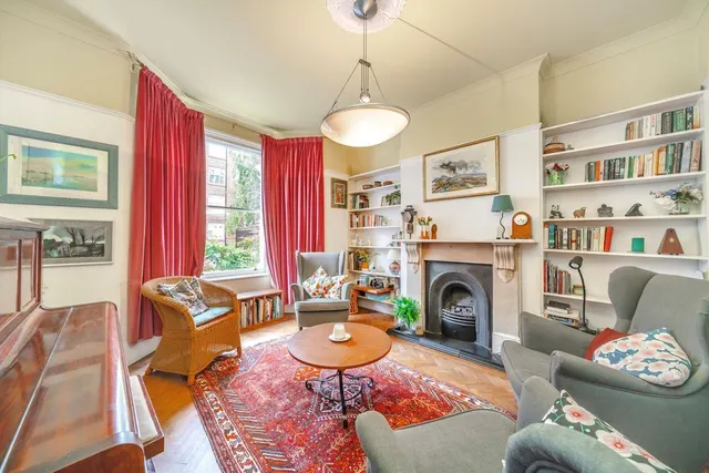 Sutton Lane North, W4, photo 2
