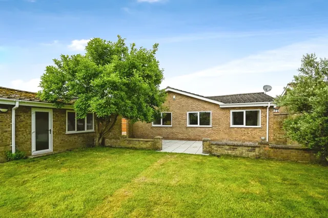 Birch Grove, West Winch, PE33, photo 3