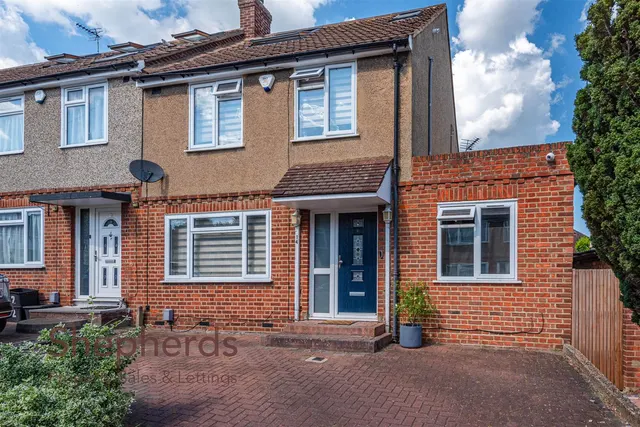 Westlea Road, Broxbourne, EN10, photo 1
