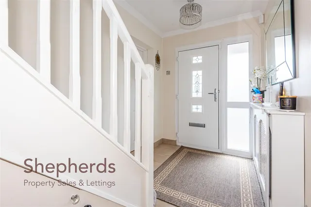Westlea Road, Broxbourne, EN10, photo 3