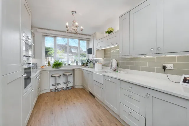 Pinders Grove, Wakefield, WF1, photo 2