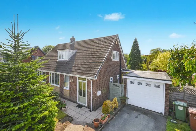 Pinders Grove, Wakefield, WF1, photo 1