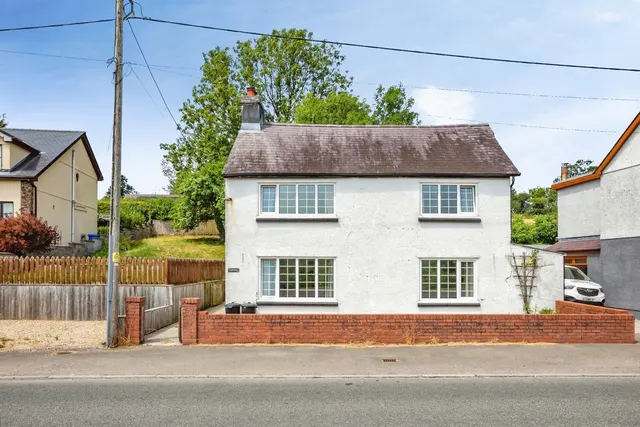 Rhosmaen, Llandeilo, SA19, photo 1