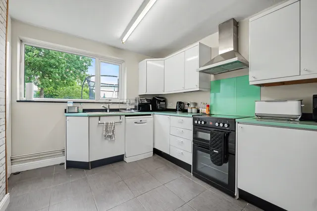 Tile Hill Lane, Coventry, CV4, photo 2
