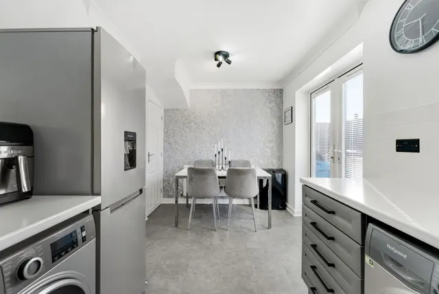 Photo 3 — Brierley Terrace, Widnes, Widnes, WA8 0WL