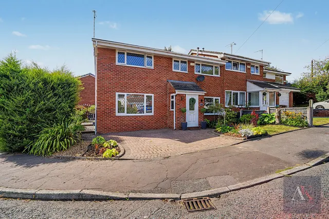 Foxglove Court, Rochdale OL12 6XF, photo 1