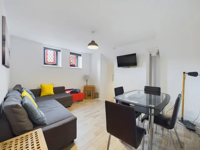 Photo 2 — Albion Street, Chester, Cheshire, CH1 1SH