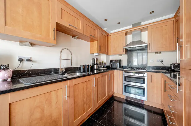 The Poplars, Littlehampton, BN17, photo 2