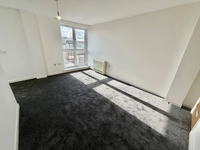 Trivett Square, Nottingham, NG1, photo 2