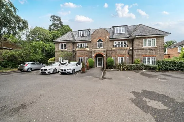 St. Georges Lane, Ascot, SL5, photo 1