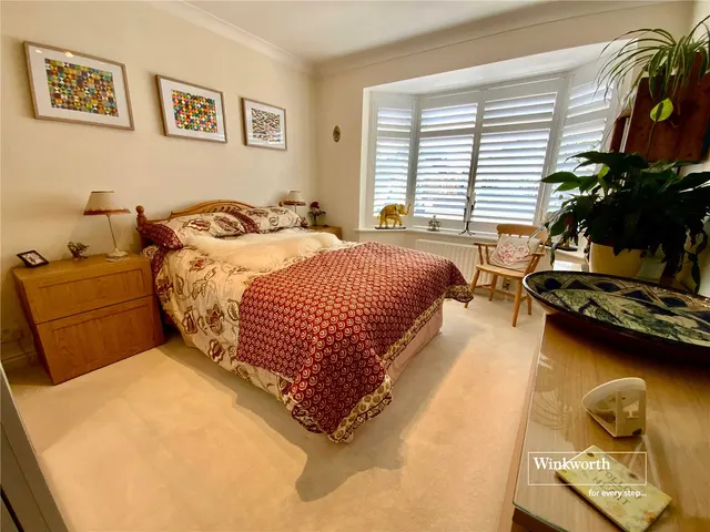 Photo 3 — Lingwood Avenue, Christchurch, Dorset, BH23
